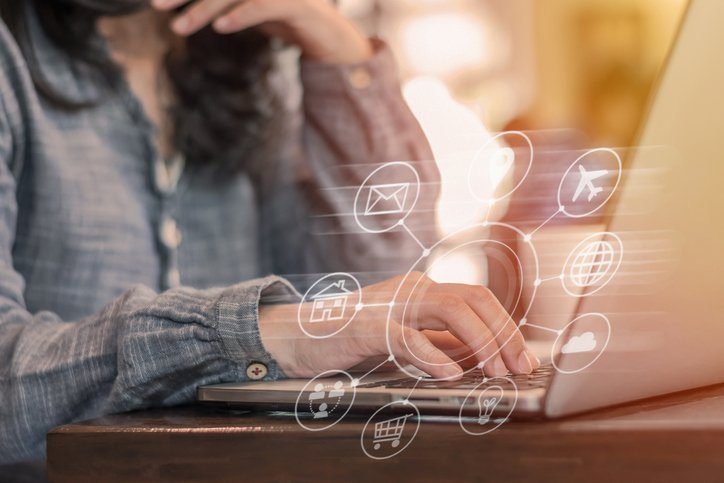 customer experience influencer