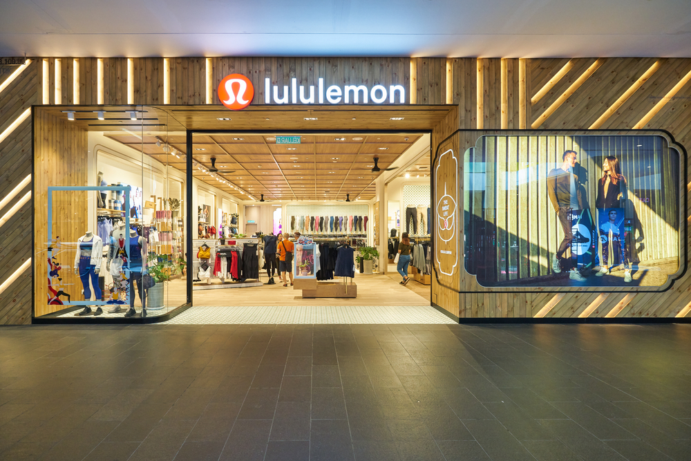 Lululemon-clothing-store-inside-shopping-mall